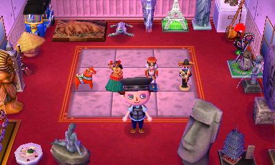 All of Gulliver's items on display.