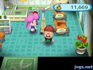 Me wearing my Yukon Cornelius Mii mask in Able Sisters.