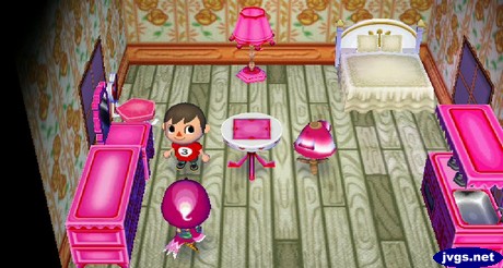 Midge's pink and white head matches her pink and white lovely furniture.