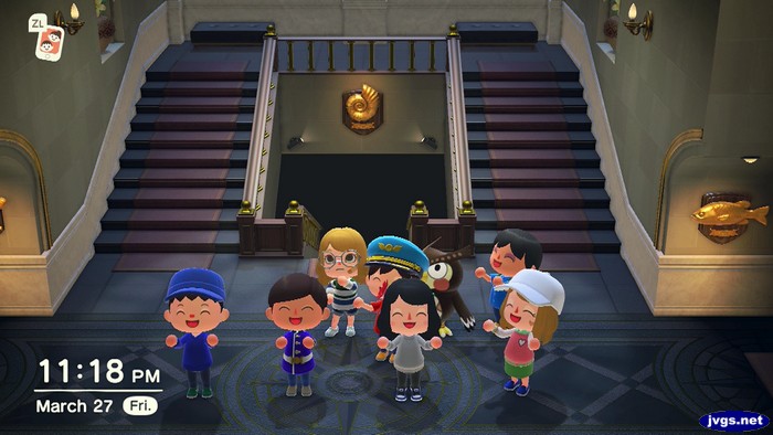 Lots of applauding in the museum.