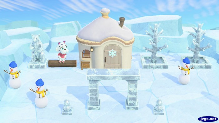 Bianca's frozen front yard.