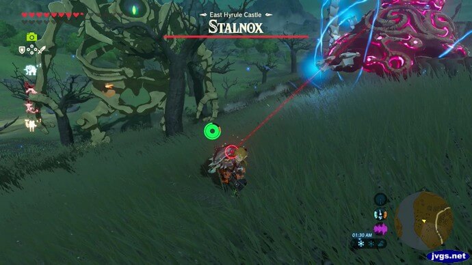 Fighting a Stalnox and a Guardian.