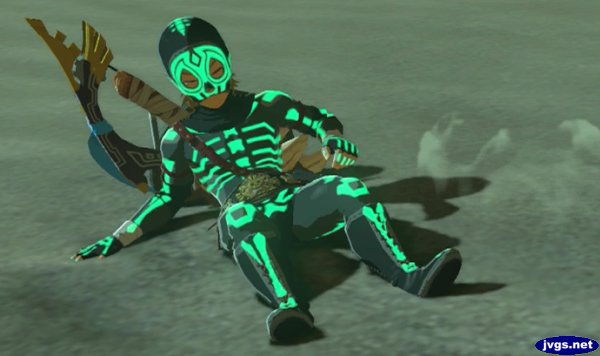 Link looks like a skeleton in the radiant outfit.