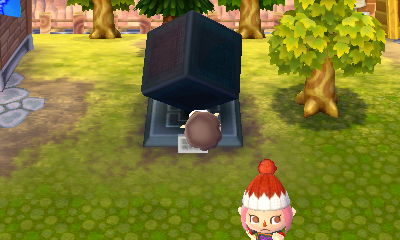 A dead Jeff in the cube sculpture.