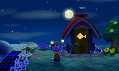 The fish-shaped window on Octavian's door.