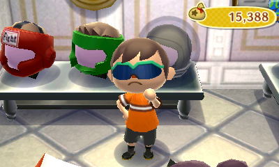 Red headgear and green headgear.