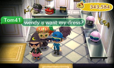 Tom41: Wendy, U want my dress?