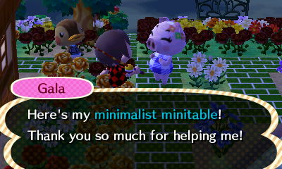 Gala: Here's my minimalist minitable! Thank you so much for helping me!