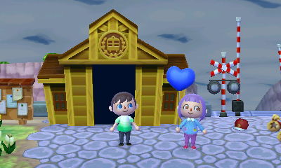 Mei and her new balloon.