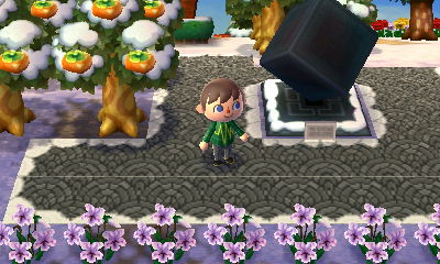 Buzz's cube sculpture.