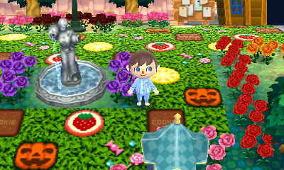 A statue fountain and the path in Squam.