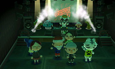 Rolf shakes his butt as we all dance at Club LOL.