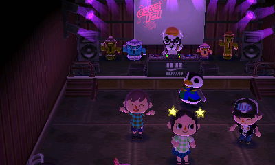 Jeff, Meli, Peyton, and Aurora dancing at Club LOL.