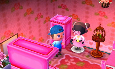 A creepy mannequin in the SpotPass home of Kate from Lizards!