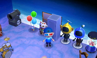 My two mannequins, both wearing Pikmin hats.